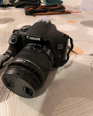 Canon Eos 2000D 18-55mm e obiettivo Yongnuo35 mm