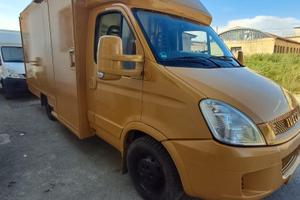 AUTONEGOZIO paninoteca ambulante food truck