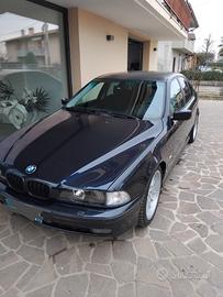 Auto BMW 530 D
