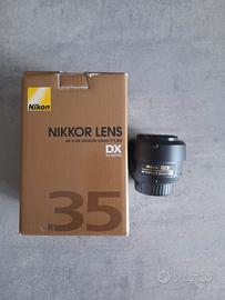 Obiettivo Nikon AF-S DX 35mm f/1.8 G pari al nuovo