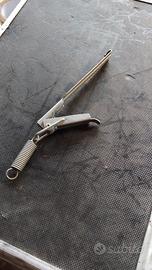 ganci tiranti a molla