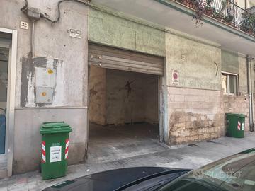 Complesso recintato n.9 box auto