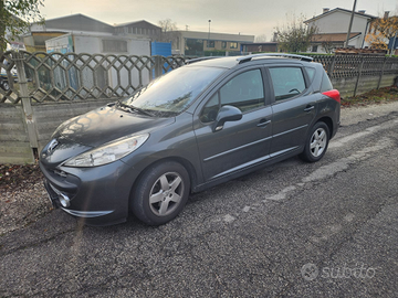 Peugeot 207 sw gpl neopatentati