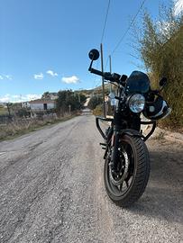 Royal Enfield Hunter 350 - Pari al nuovo