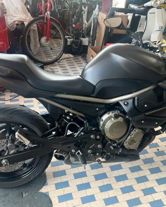 Yamaha XJ6 Naked (2009) - 42.474 km