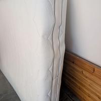 Materasso sfoderabile 2 piazze ben conservato