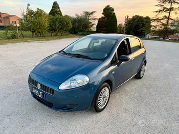 Fiat Grande Punto 1.2 Benzina Neopatentati Uniprop