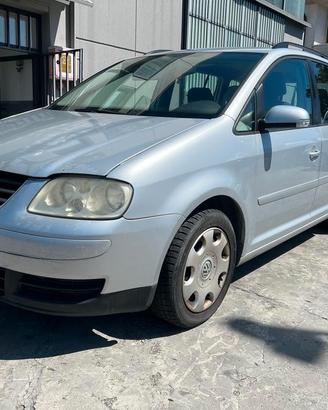 Ricambi usati vw touran anno 2005 - 2.0 gasolio