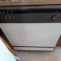 Lavastoviglie WhiteWestinghouse K212