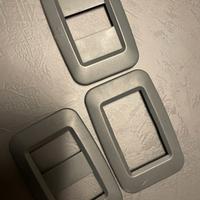 Placchette della AVE