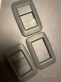 Placchette della AVE