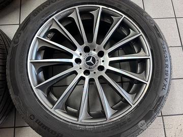 Cerchi in lega da 19 per Mercedes GLC con gomme