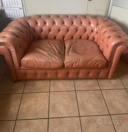 DIVANO MOD. CHESTER 2 POSTI