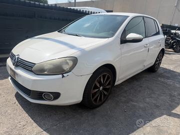 ricambi usati vw golf 6 2010 1.6 gasolio CAY