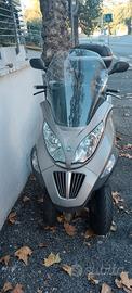 piaggio MP 3