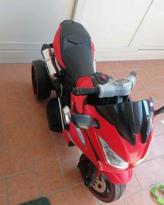 Moto giocattolo