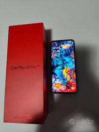 One Plus 9 Pro 256gb 12gb di RAM Completo di tutto