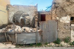 Lampedusa : Rudere ? vista mare
