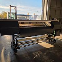 Plotter ColorPainter M-64s con inchiostri