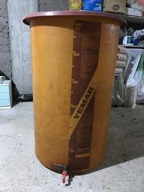 Contenitore Enologico