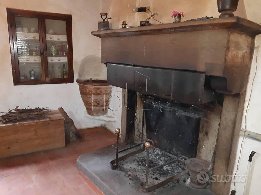 Rustico / Casale di 300 m² con 5 locali a San Gius - Vista 5