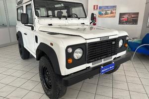 LAND ROVER Defender Defender 90 2.5 Td5 Station...