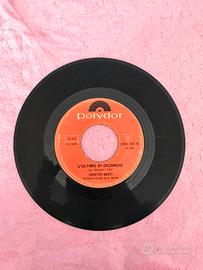 Disco in vinile 45 giri