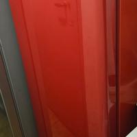 frigorifero rosso Hisense 