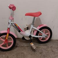Bicicletta bambina con rotelle