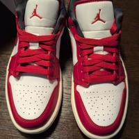 Jordan 1 low - rosse e nere