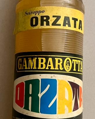 Bottiglia vintage di sciroppo Orzata Gambarotta