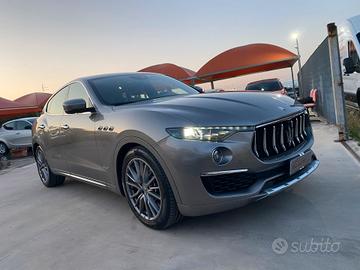 Maserati Levante V6 Diesel 275 CV AWD Granlusso