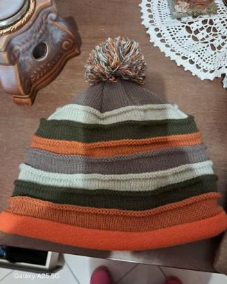 Cappello invernale con pompon