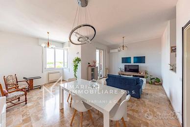 Appartamento di 132 m² con 4 locali e box auto a D