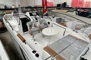 Beneteau Flyer 7 Sundeck con Mercury 200 v6 White