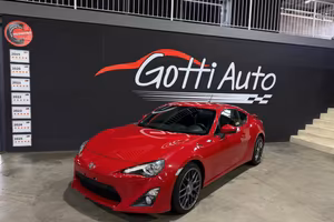 TOYOTA GT86 2.0 1ST EDITION LIGHTNING RED IN SED