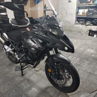 Benelli Trk 502 X
