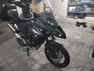 Benelli Trk 502 X