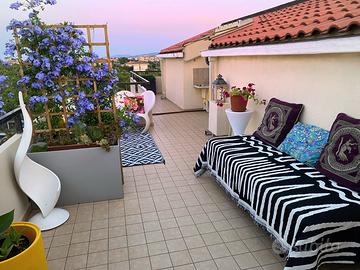 Trilocale, Terrazzo Panoramico 500 m dal Mare ?