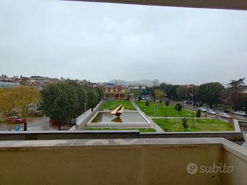 Locale commerciale a Morciano 2 stanze e un bagno