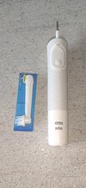 Oralb Braun spazzolino elettrico Vitality 100