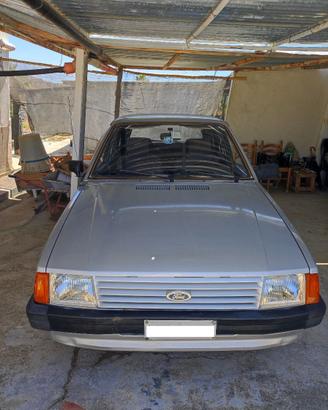 FORD ESCORT DEL 1985