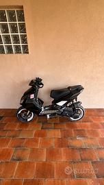 aprilia sr 50