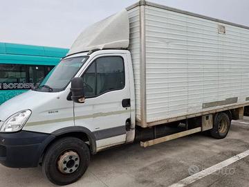 IVECO DAILY 60C18 BOX + SPONDA