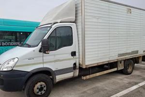 IVECO DAILY 60C18 BOX + SPONDA