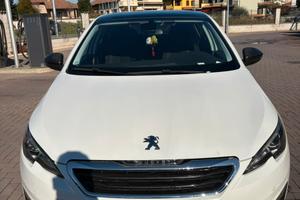 Peugeot 308 Allure/GT line EAT6  120cv
