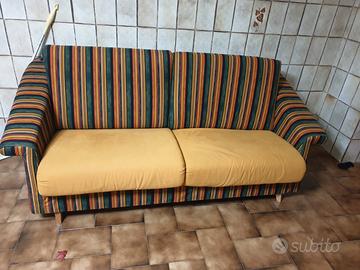 Divano vintage righe colora