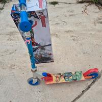 monopattino avengers usato