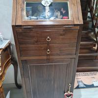 Credenza in legno massello