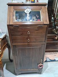 Credenza in legno massello